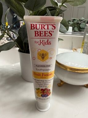 Burt's Bees for Kids Fruit Fusion Toothpaste - White with Red and Yellow Accents